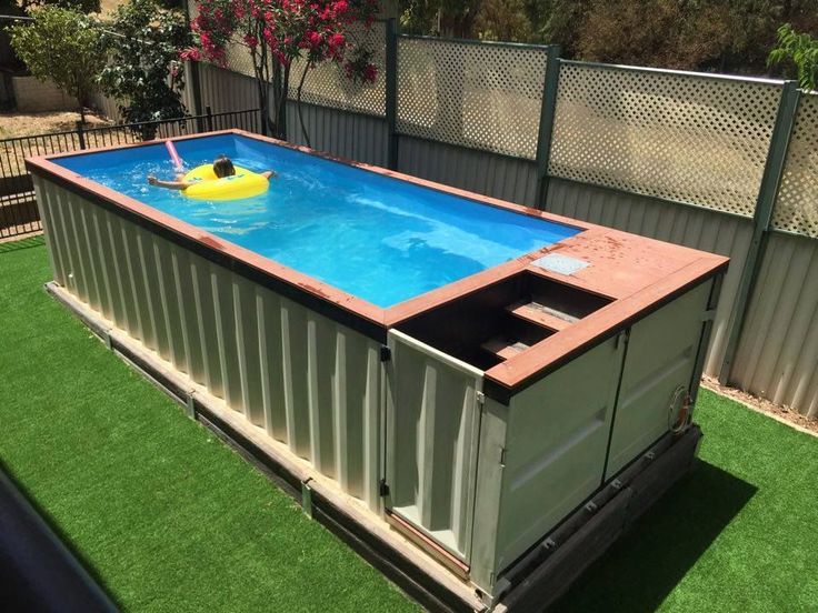 PISCINE-CONTAINER